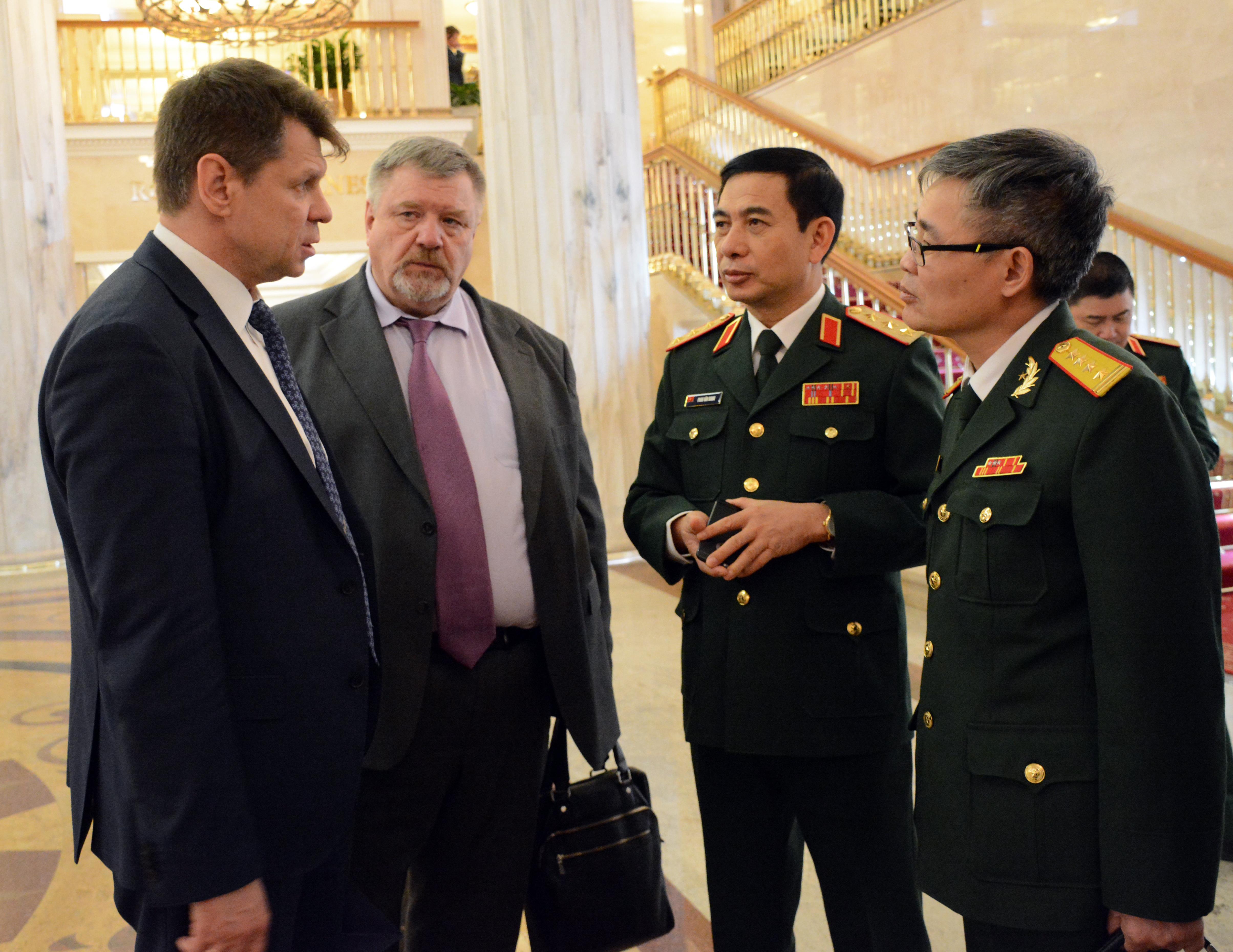 Hoạt động của Thượng tướng Phan Văn Giang tại Liên bang Nga  